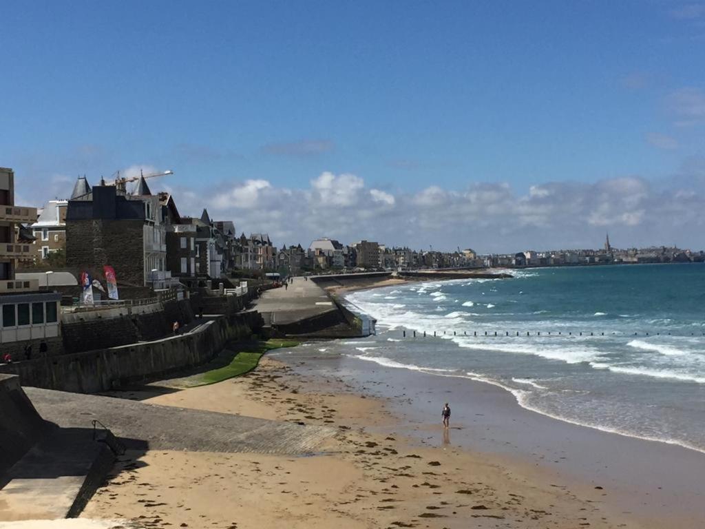 Appartement Les Pieds Dans L'Eau - Residence Sur La Plage Saint-Malo Exterior photo