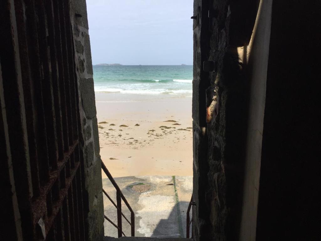 Appartement Les Pieds Dans L'Eau - Residence Sur La Plage Saint-Malo Exterior photo